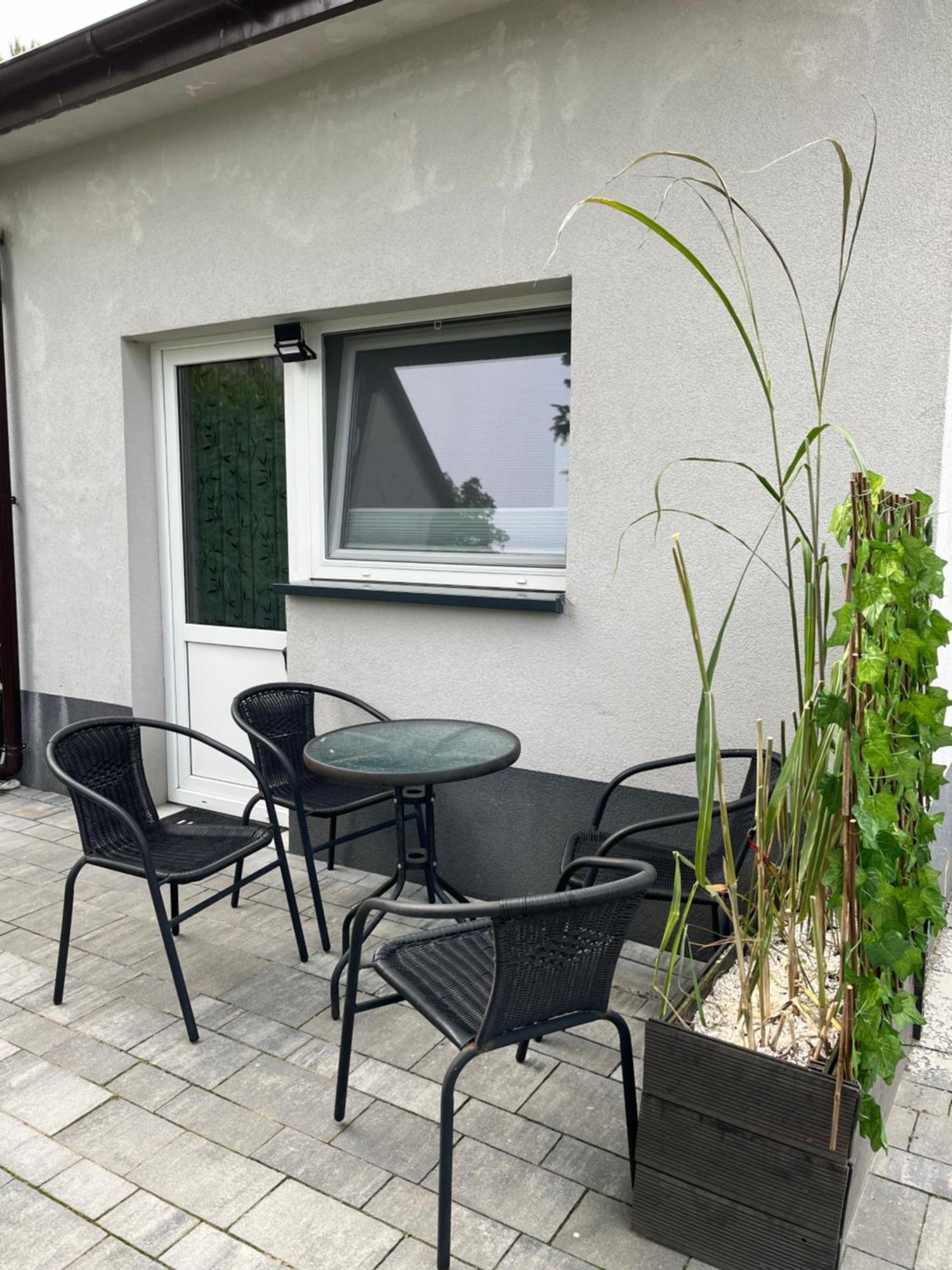Apartament Ogrodowy Apartment Miechow Luaran gambar