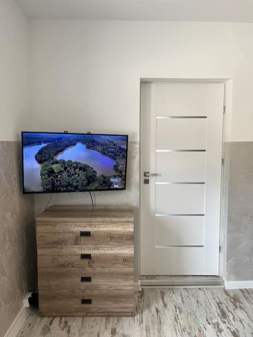 Apartament Ogrodowy Apartment Miechow Luaran gambar